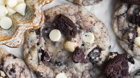 Freshly baked cookies and cream cookies on a cooling rack