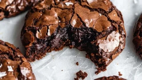 Fudgy chewy browkies, a perfect blend of brownies and cookies.